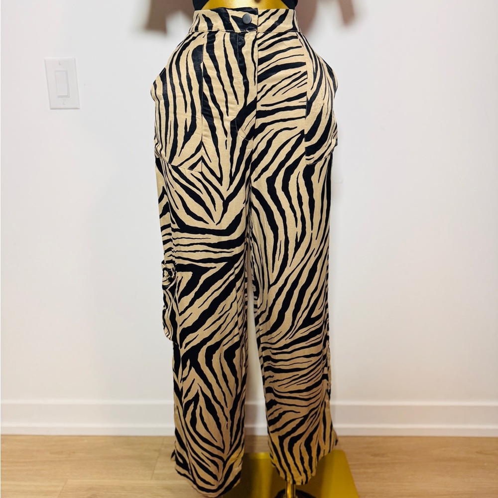 Zara Black and Cream Wide Leg Pants